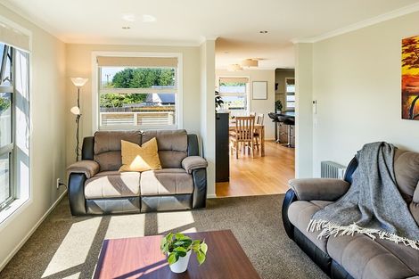 Photo of property in 147a Navigation Drive, Whitby, Porirua, 5024