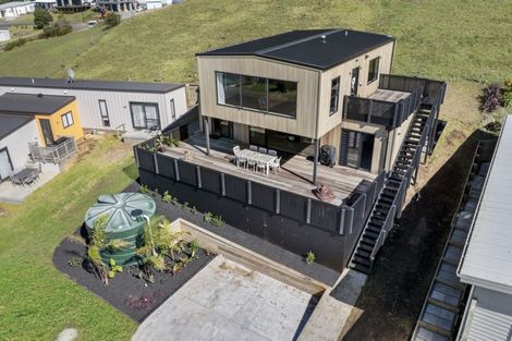 Photo of property in 24 Dolphin Drive, Whiritoa, Whangamata, 3691