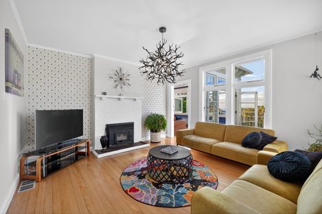 Photo of property in 21 Richmond Avenue, Nelson South, Nelson, 7010