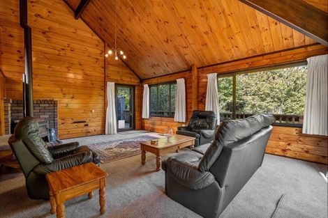 Photo of property in 21b Sequoia Grove, Merrilands, New Plymouth, 4312