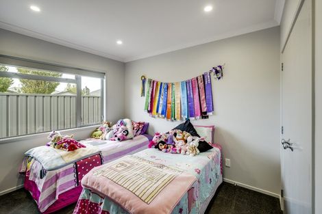 Photo of property in 17 Waitaki Way, Poraiti, Napier, 4112
