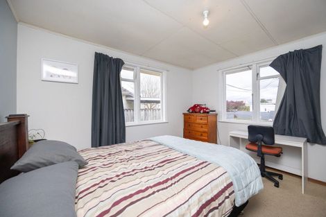 Photo of property in 44 Cambridge Street, Milson, Palmerston North, 4414