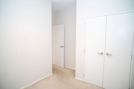 Photo of property in 17 Clendon Place, Manurewa, Auckland, 2102