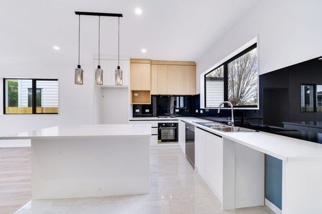 Photo of property in 180 Clevedon Road, Papakura, 2110