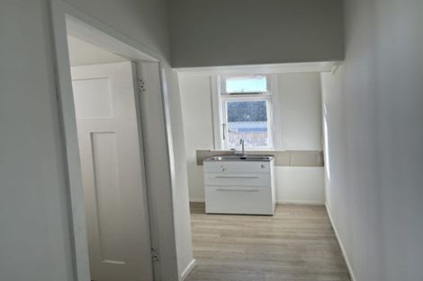 Photo of property in 73 Kauri Street, Miramar, Wellington, 6022