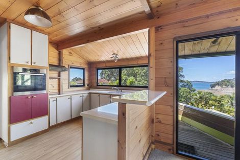 Photo of property in 22 Durness Place, Red Beach, 0932
