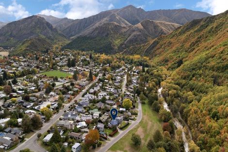 Photo of property in 18 Norfolk Street, Arrowtown, 9302