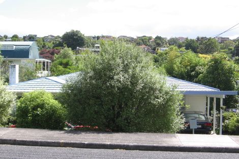 Photo of property in 1/71 Saddleback Rise, Murrays Bay, Auckland, 0630