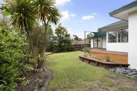 Photo of property in 30 Bushlands Park Drive, Albany, Auckland, 0632