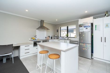 Photo of property in 13 Kennedy Lane, Hamilton East, Hamilton, 3216