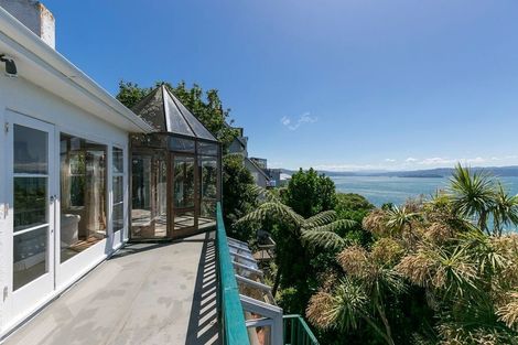 Photo of property in 15 Grafton Road, Roseneath, Wellington, 6011