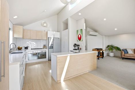 Photo of property in 39 Mill Road, Lower Vogeltown, New Plymouth, 4310