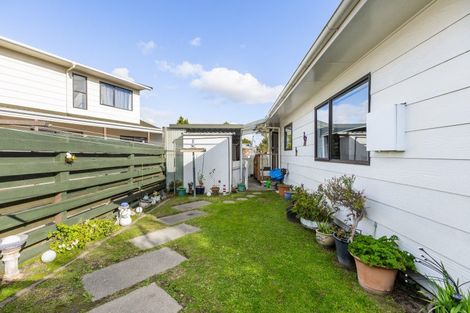 Photo of property in 42 Konini Crescent, Pirimai, Napier, 4112