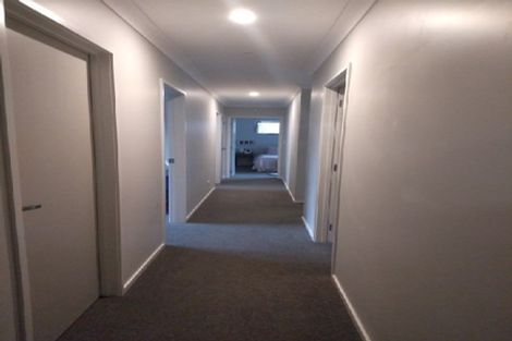 Photo of property in 11 Harding Drive, Papamoa Beach, Papamoa, 3118