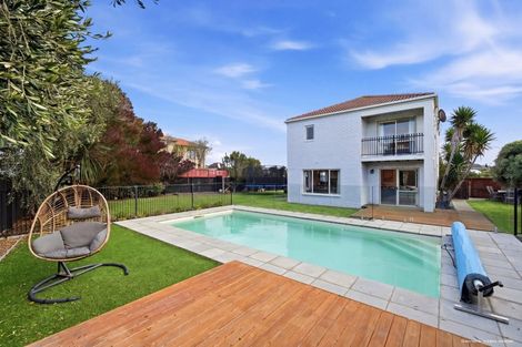 Photo of property in 70 Aston Drive, Waimairi Beach, Christchurch, 8083