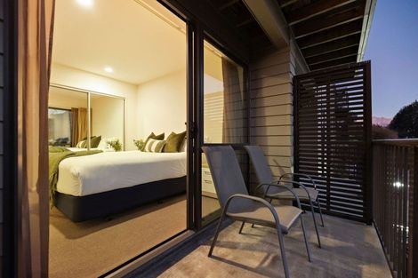 Photo of property in Arno Apartment, 9/8 Mckerrow Place, Sunshine Bay, Queenstown, 9300
