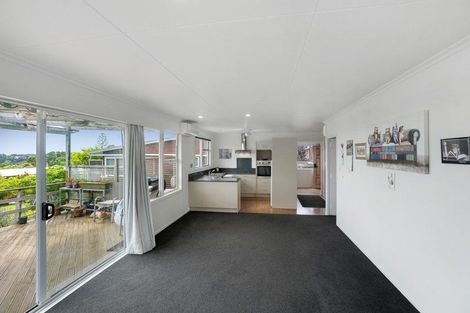 Photo of property in 9 Norfolk Road, Stanmore Bay, Whangaparaoa, 0932