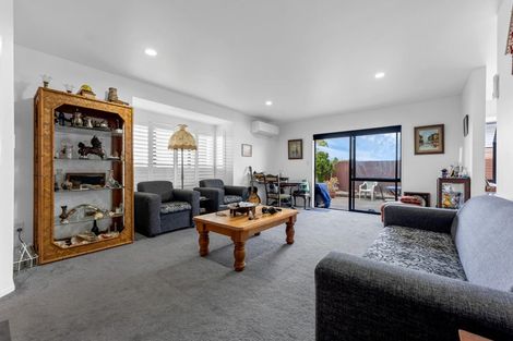Photo of property in 2/57 Hoteo Avenue, Papatoetoe, Auckland, 2025