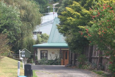 Photo of property in 1/11 Emery Grove, Bayview, Auckland, 0629