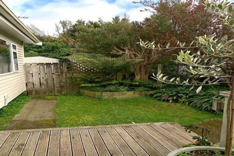 Photo of property in 77b Bassett Road, Johnsonville, Wellington, 6037