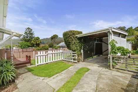 Photo of property in 12 Pilcher Crescent, Naenae, Lower Hutt, 5011