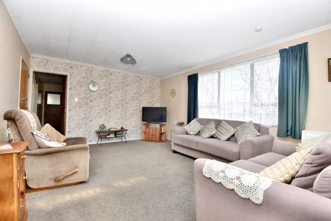 Photo of property in 16a Seddon Street, Carterton, 5713