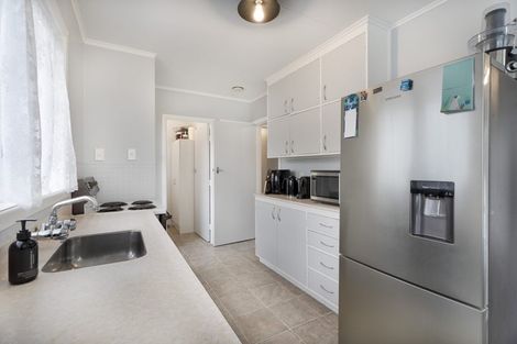 Photo of property in 17 Mountbatten Grove, Clouston Park, Upper Hutt, 5018