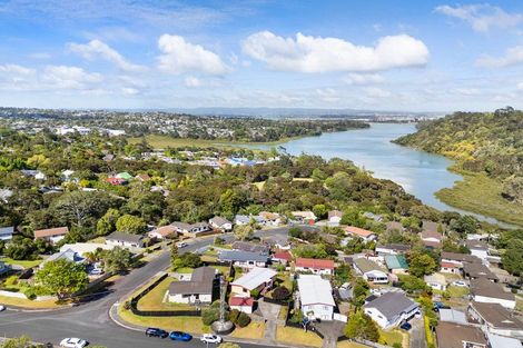 Photo of property in 26 Hale Crescent, Bayview, Auckland, 0629
