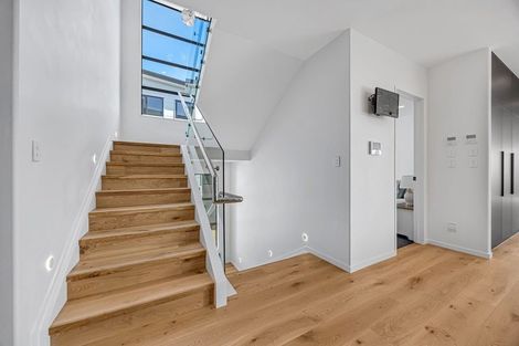 Photo of property in 9 Michael Richard Place, East Tamaki Heights, Auckland, 2016