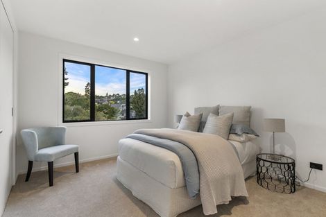 Photo of property in 28a Oliver Twist Avenue, Mellons Bay, Auckland, 2014