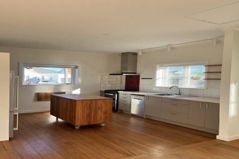 Photo of property in 9 Fife Lane, Miramar, Wellington, 6022