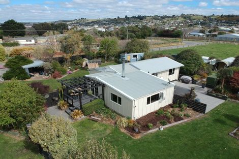 Photo of property in 2 Caen Street, Oamaru North, Oamaru, 9400