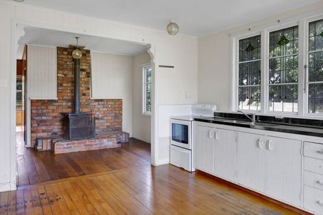 Photo of property in 52 Kawei Road, Ohawe, Hawera, 4671