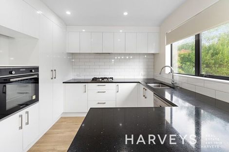 Photo of property in 71a Fruitvale Road, New Lynn, Auckland, 0600