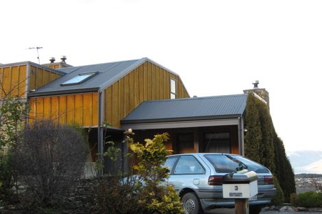 Photo of property in 3 Stone Ridge Place, Queenstown, 9300