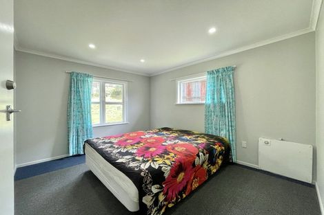 Photo of property in 6 Reid Road, Wainuiomata, Lower Hutt, 5014