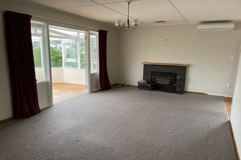 Photo of property in 31 Lynda Avenue, Paparangi, Wellington, 6037
