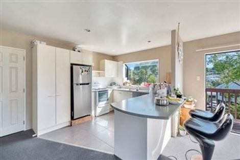 Photo of property in 11 Loughanure Place, Massey, Auckland, 0614