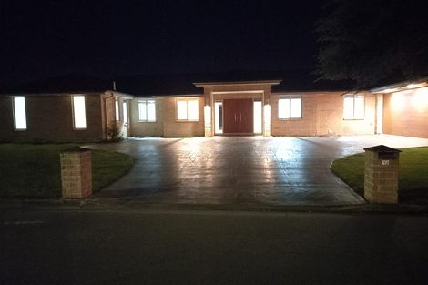 Photo of property in 12 Mataroa Place, Parklands, Christchurch, 8083