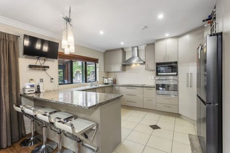 Photo of property in 305 Albany Highway, Rosedale, Auckland, 0632