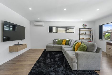 Photo of property in 16 James Laurie Street, Henderson, Auckland, 0612