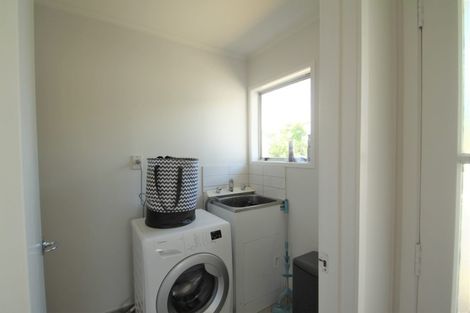 Photo of property in 1/63 Rata Street, New Lynn, Auckland, 0600