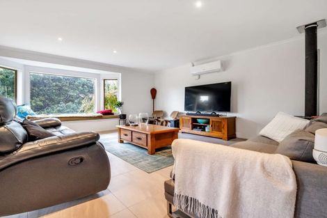 Photo of property in 17 Brights Road, Waiuku, 2123