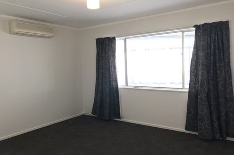 Photo of property in 40 Hamstead Street, Wainuiomata, Lower Hutt, 5014