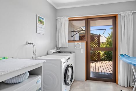 Photo of property in 13 Craig Place, Bridge Hill, Alexandra, 9320