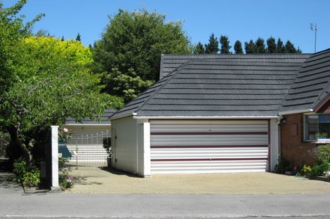 Photo of property in 443 Avonhead Road, Avonhead, Christchurch, 8042
