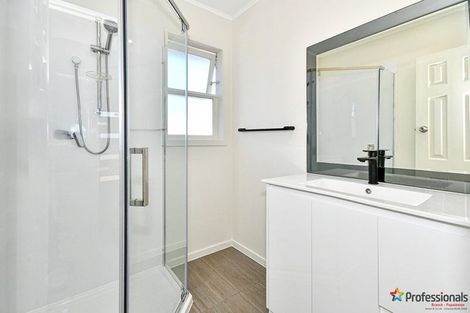 Photo of property in 22 Lyncroft Street, Mangere East, Auckland, 2024