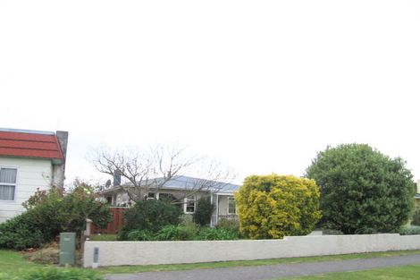 Photo of property in 4 Hinton Road, Taradale, Napier, 4112