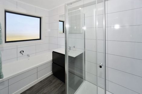 Photo of property in 21 Cameron Road, Te Puke, 3119