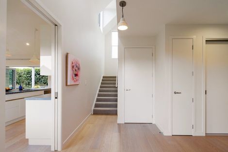 Photo of property in 3 Le Quesnoy Place, Cambridge, 3434